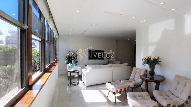 Apartamento à venda com 3 quartos, 147m² - Foto 1