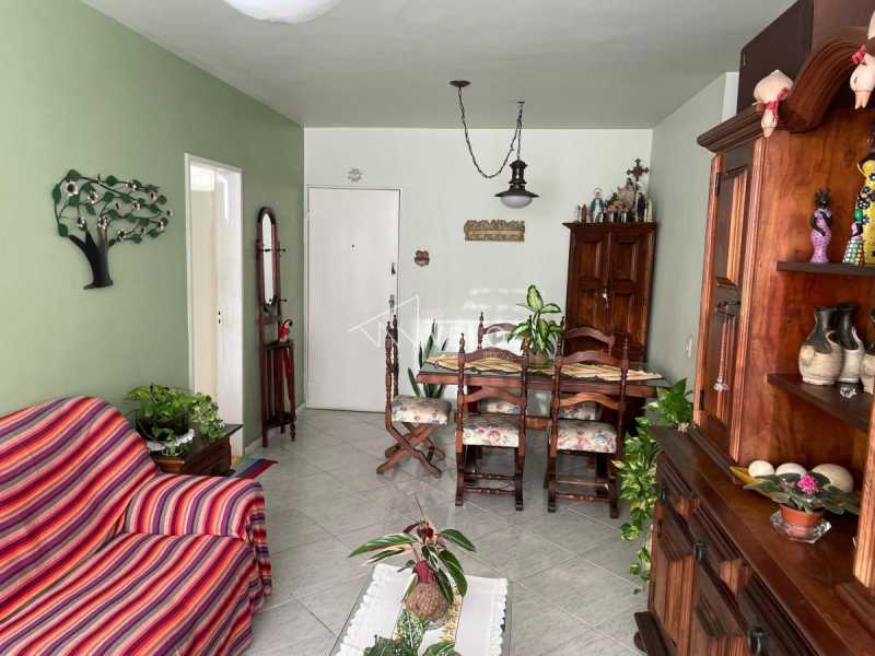 Apartamento à venda com 3 quartos, 80m² - Foto 2