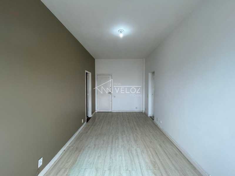 Apartamento à venda com 1 quarto, 55m² - Foto 5