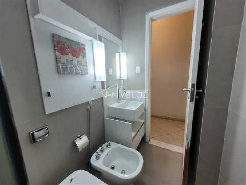 Apartamento à venda com 4 quartos, 203m² - Foto 10