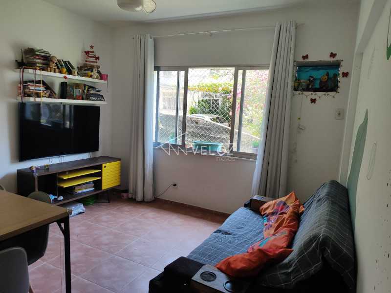 Apartamento à venda com 1 quarto, 40m² - Foto 1