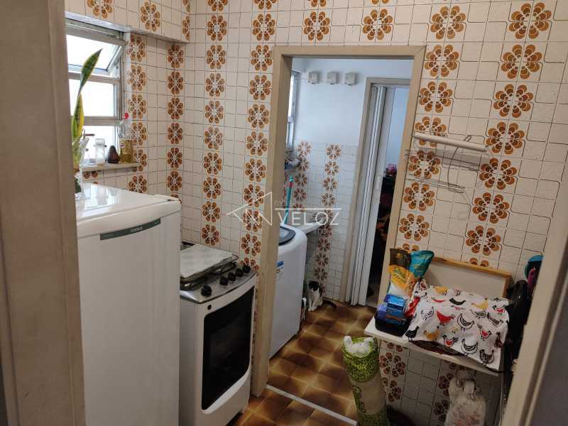 Apartamento à venda com 1 quarto, 40m² - Foto 16