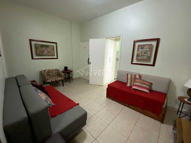 Apartamento à venda com 1 quarto, 48m² - Foto 2