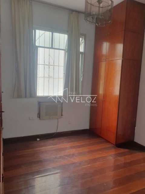 Apartamento à venda com 2 quartos, 70m² - Foto 9