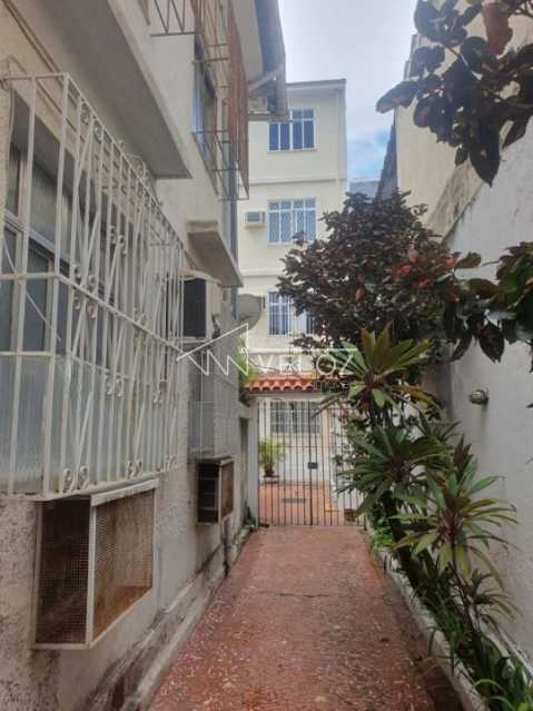 Apartamento à venda com 2 quartos, 70m² - Foto 14