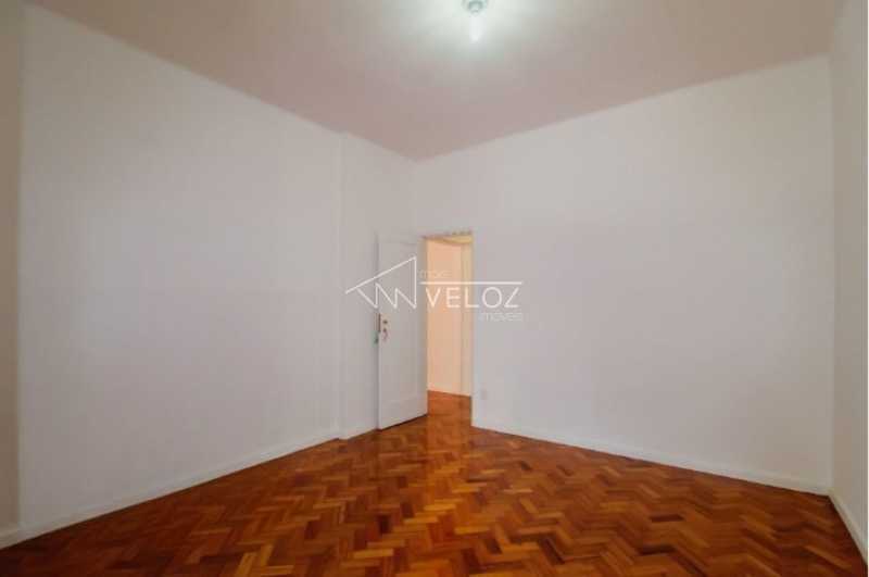 Apartamento à venda com 3 quartos, 91m² - Foto 11