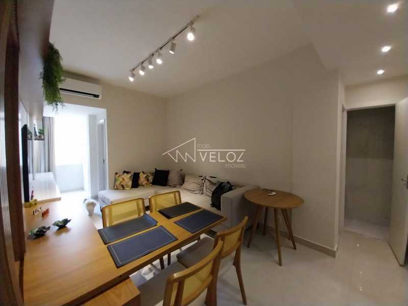 Apartamento à venda com 2 quartos, 70m² - Foto 4