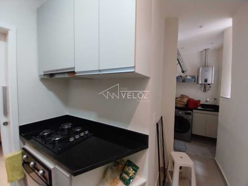 Apartamento à venda com 2 quartos, 70m² - Foto 20