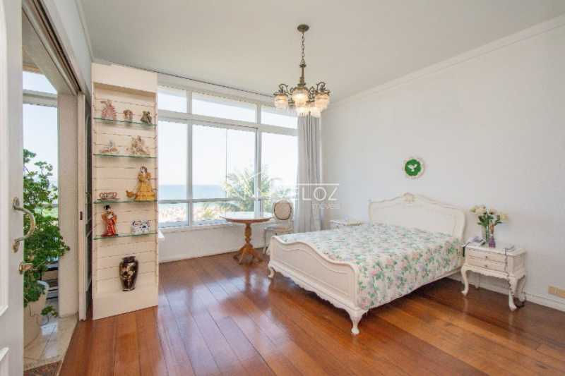 Apartamento à venda com 4 quartos, 219m² - Foto 9