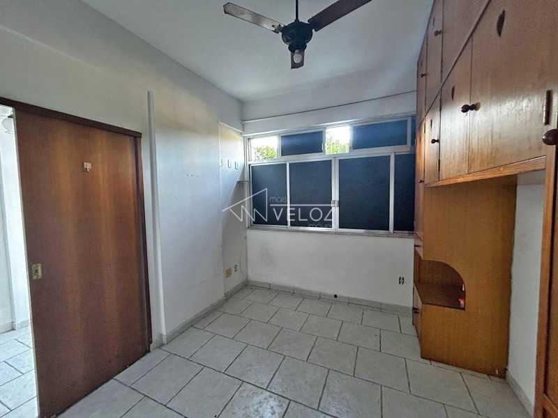 Apartamento à venda com 1 quarto, 45m² - Foto 10