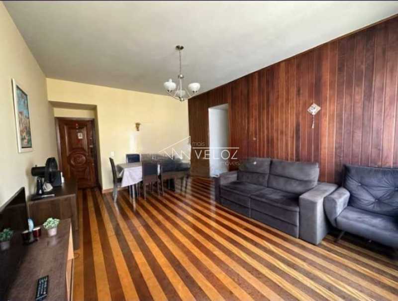 Apartamento à venda com 3 quartos, 97m² - Foto 2