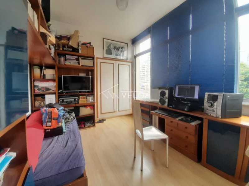 Apartamento à venda com 3 quartos, 140m² - Foto 5