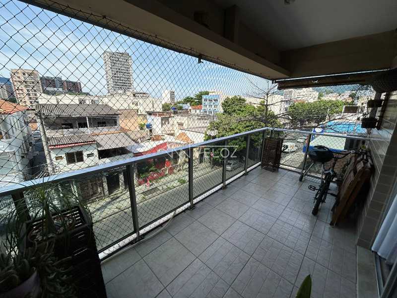 Apartamento à venda com 2 quartos, 73m² - Foto 1