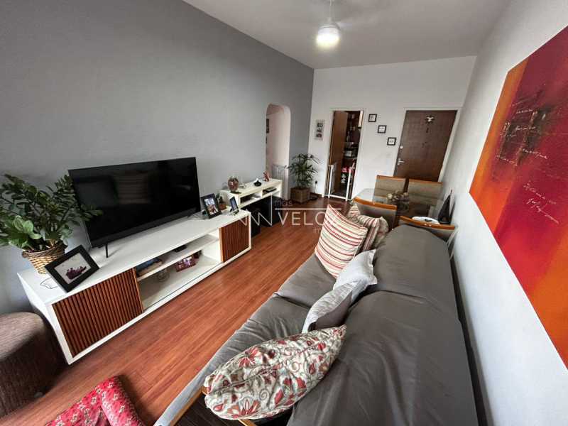 Apartamento à venda com 2 quartos, 73m² - Foto 3