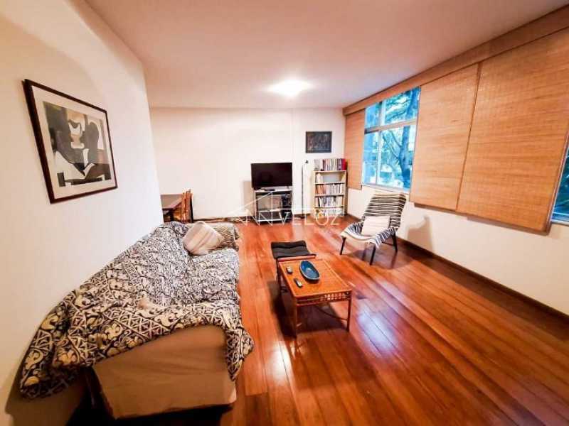 Apartamento à venda com 3 quartos, 130m² - Foto 4