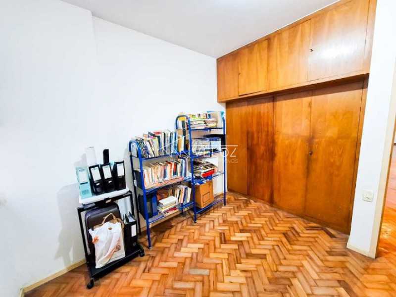 Apartamento à venda com 3 quartos, 130m² - Foto 16