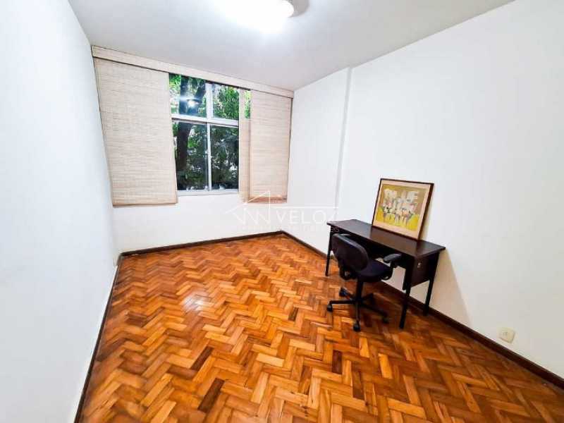 Apartamento à venda com 3 quartos, 130m² - Foto 13