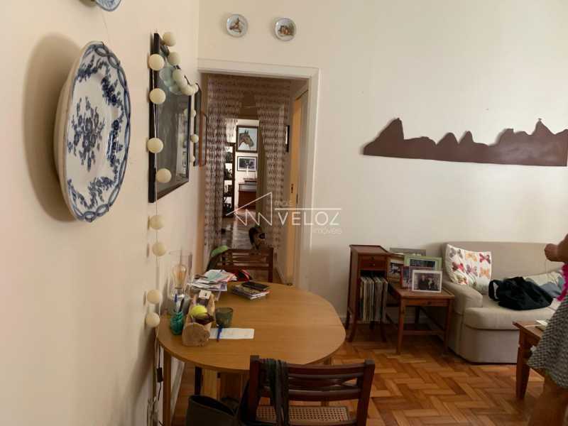 Apartamento à venda com 2 quartos, 66m² - Foto 3