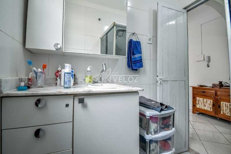 Apartamento à venda com 2 quartos, 67m² - Foto 12