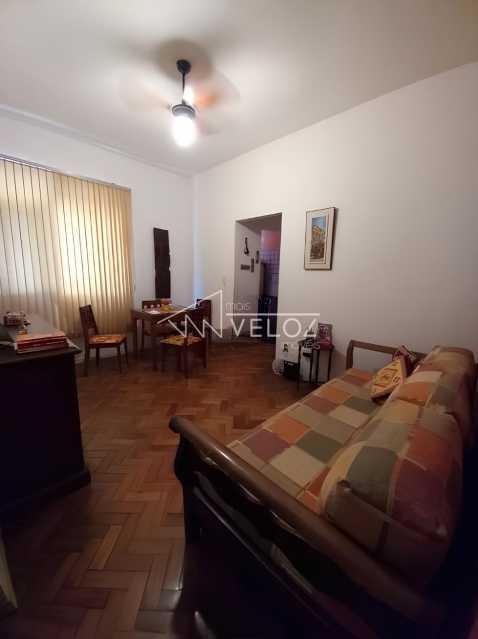 Apartamento à venda com 2 quartos, 57m² - Foto 2