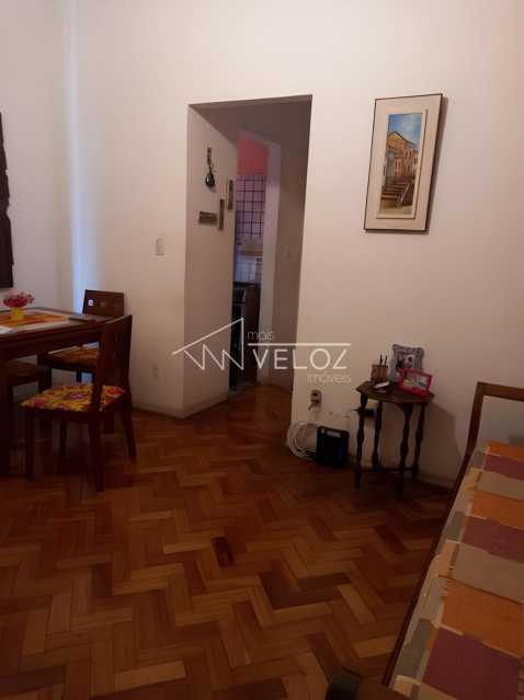 Apartamento à venda com 2 quartos, 57m² - Foto 3