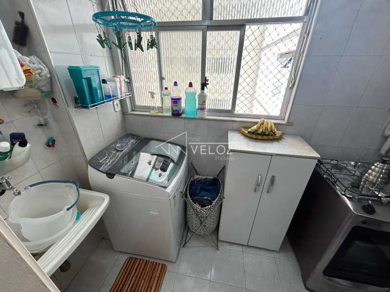 Apartamento à venda com 2 quartos, 71m² - Foto 21