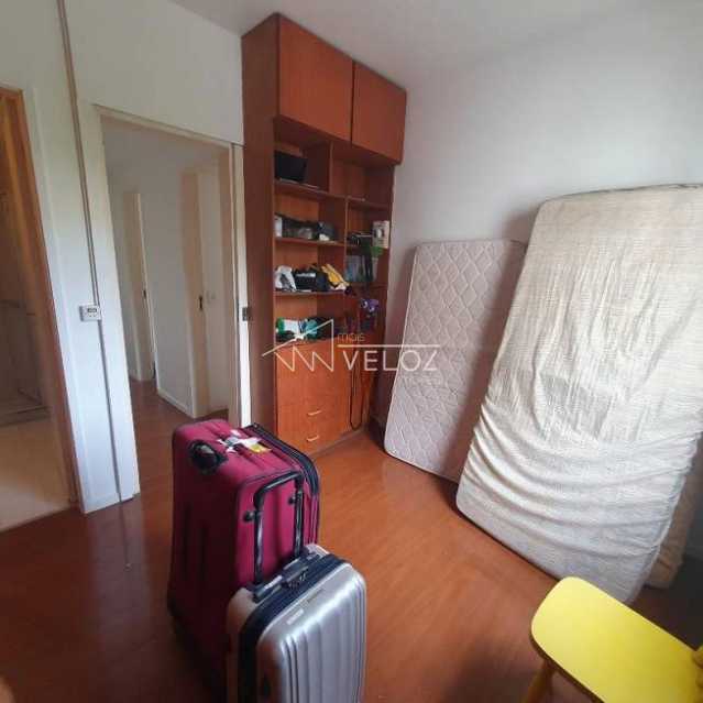 Apartamento à venda com 2 quartos, 70m² - Foto 6