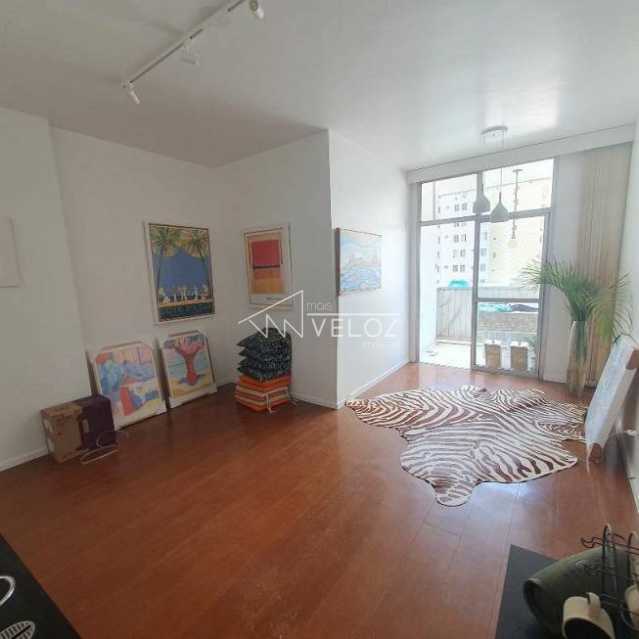 Apartamento à venda com 2 quartos, 70m² - Foto 16