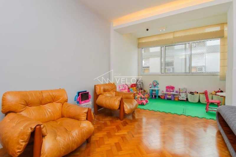 Apartamento à venda com 4 quartos, 168m² - Foto 4