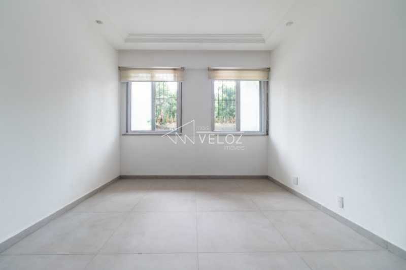 Apartamento à venda com 3 quartos, 118m² - Foto 1