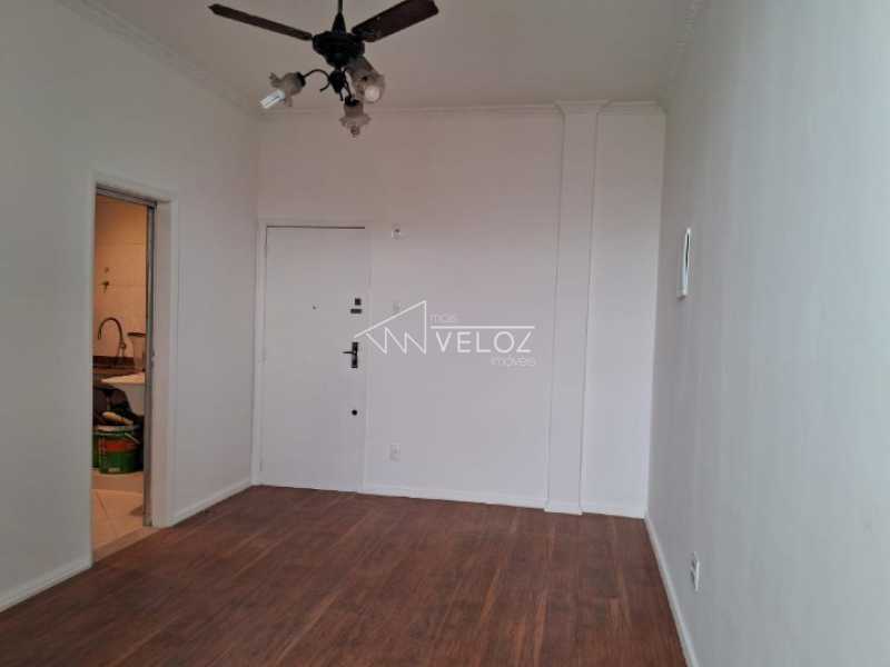 Apartamento à venda com 1 quarto, 34m² - Foto 5