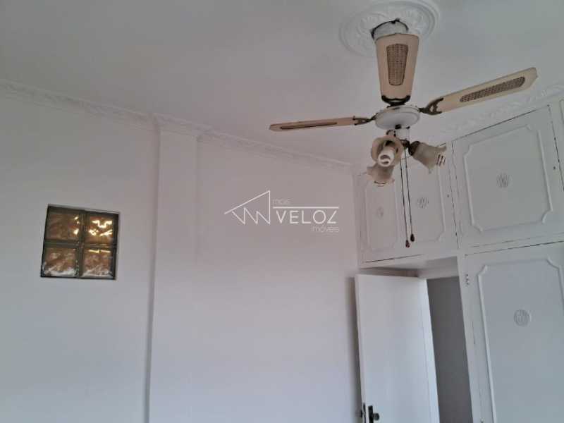 Apartamento à venda com 1 quarto, 34m² - Foto 9