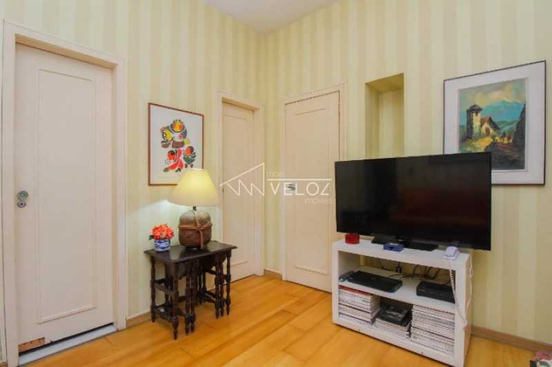 Apartamento à venda com 3 quartos, 201m² - Foto 7