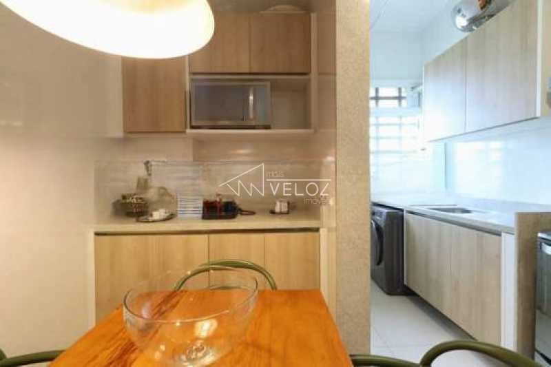 Apartamento à venda com 2 quartos, 70m² - Foto 9