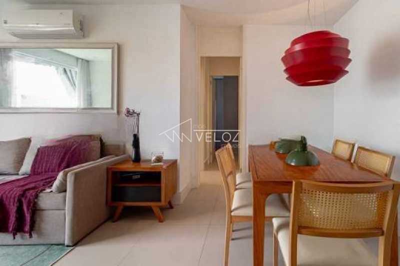 Apartamento à venda com 2 quartos, 70m² - Foto 5