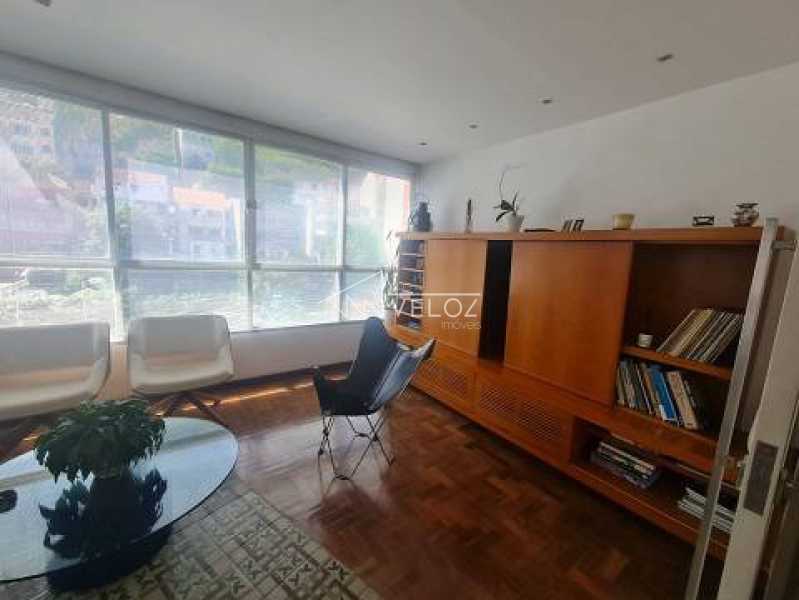 Apartamento à venda com 3 quartos, 141m² - Foto 2