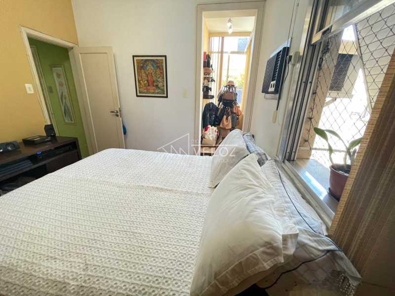 Apartamento à venda com 2 quartos, 87m² - Foto 19