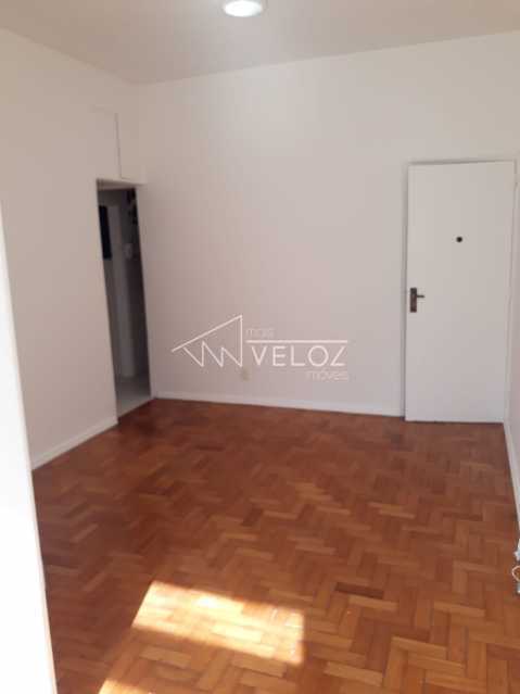 Apartamento à venda com 1 quarto, 31m² - Foto 1