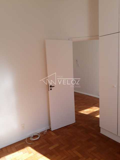 Apartamento à venda com 1 quarto, 31m² - Foto 2