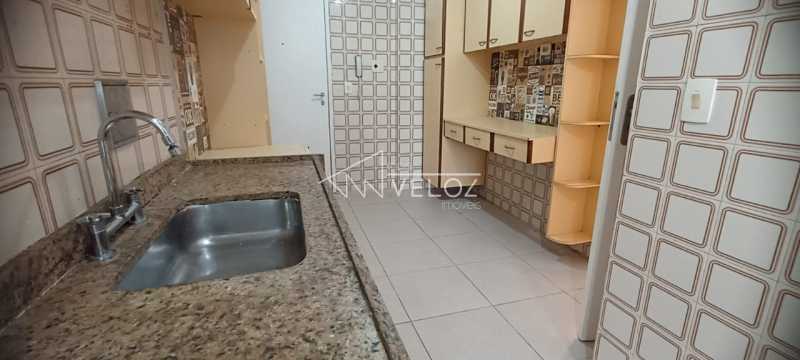 Apartamento à venda com 2 quartos, 76m² - Foto 22