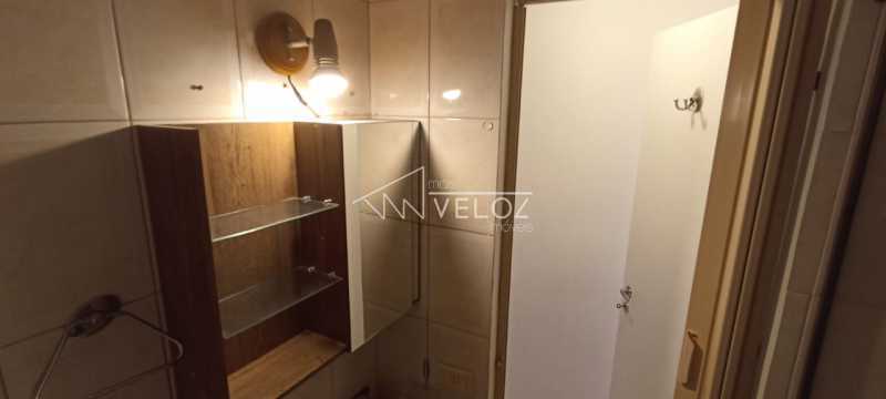 Apartamento à venda com 2 quartos, 76m² - Foto 28