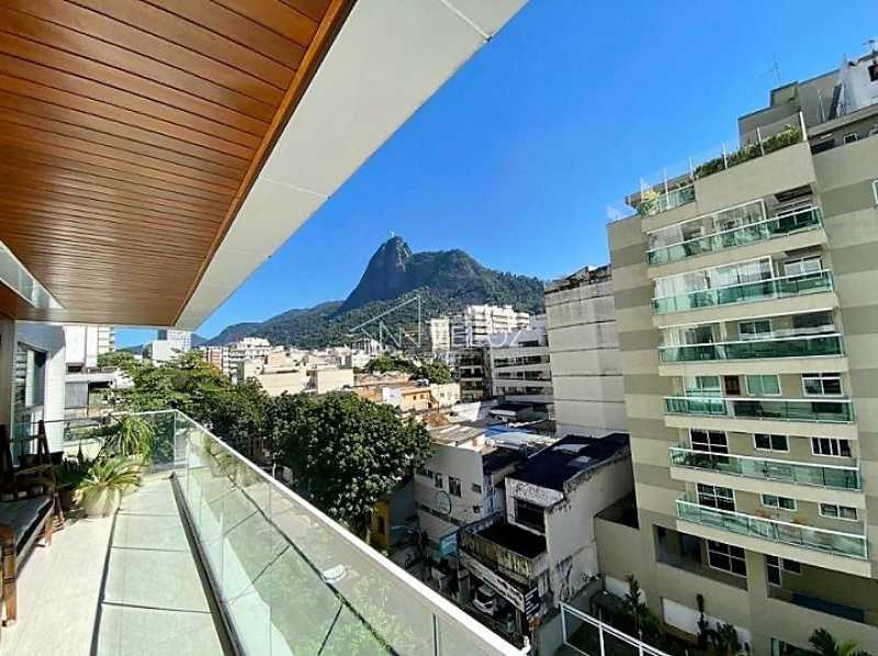 Apartamento à venda com 3 quartos, 130m² - Foto 24