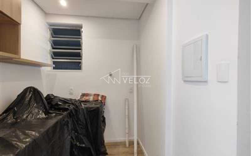 Apartamento à venda com 1 quarto, 60m² - Foto 17