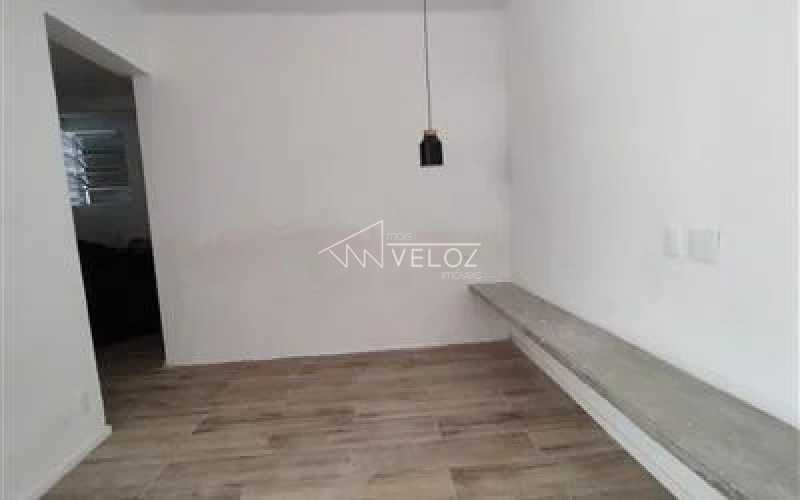 Apartamento à venda com 1 quarto, 60m² - Foto 6