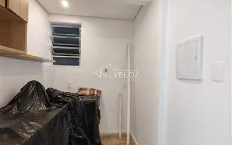 Apartamento à venda com 1 quarto, 60m² - Foto 18