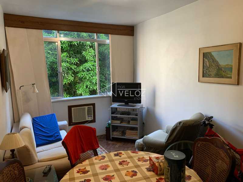 Apartamento à venda com 2 quartos, 45m² - Foto 2