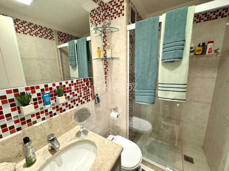 Apartamento à venda com 2 quartos, 77m² - Foto 23