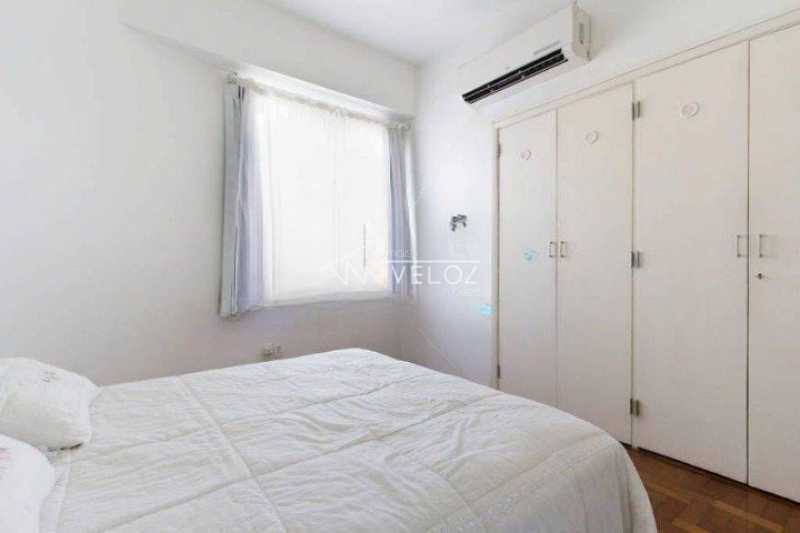 Apartamento à venda com 2 quartos, 80m² - Foto 9