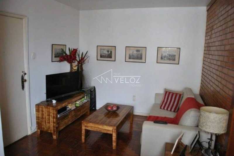 Apartamento à venda com 2 quartos, 80m² - Foto 2