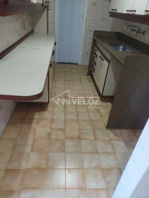 Apartamento à venda com 3 quartos, 117m² - Foto 1